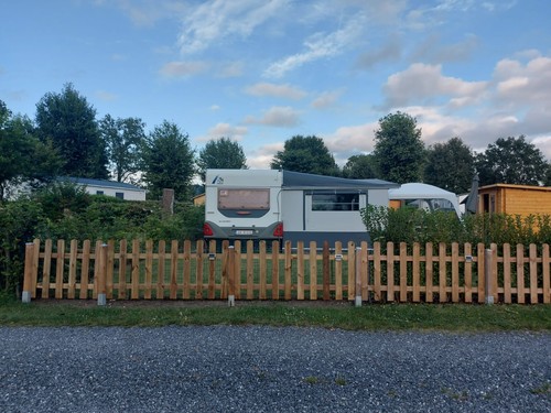 caravan Knaus Eurostar 550 caravan op vaste staanplaats - Afbeelding 4 van 12