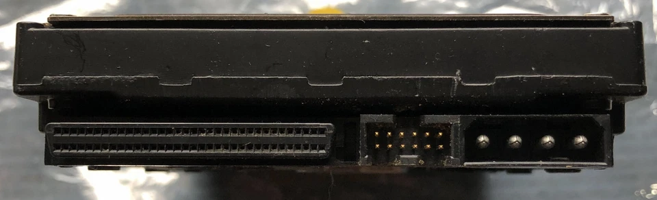 18.2GB IBM Ultrastar 68P Ultra3 SCSI Drive LVD/SE 10000RPM P/N: 07N3210 DS0S93 - Image 2 of 3