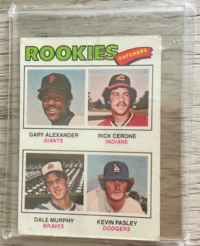 1977 Topps Rookie Catchers [Dale Murphy] [RC]  Baseball Card  #476 Near Mint
