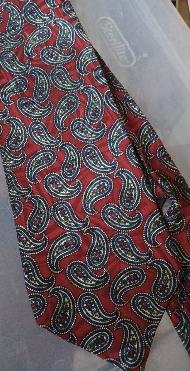 Picture 1 of 3