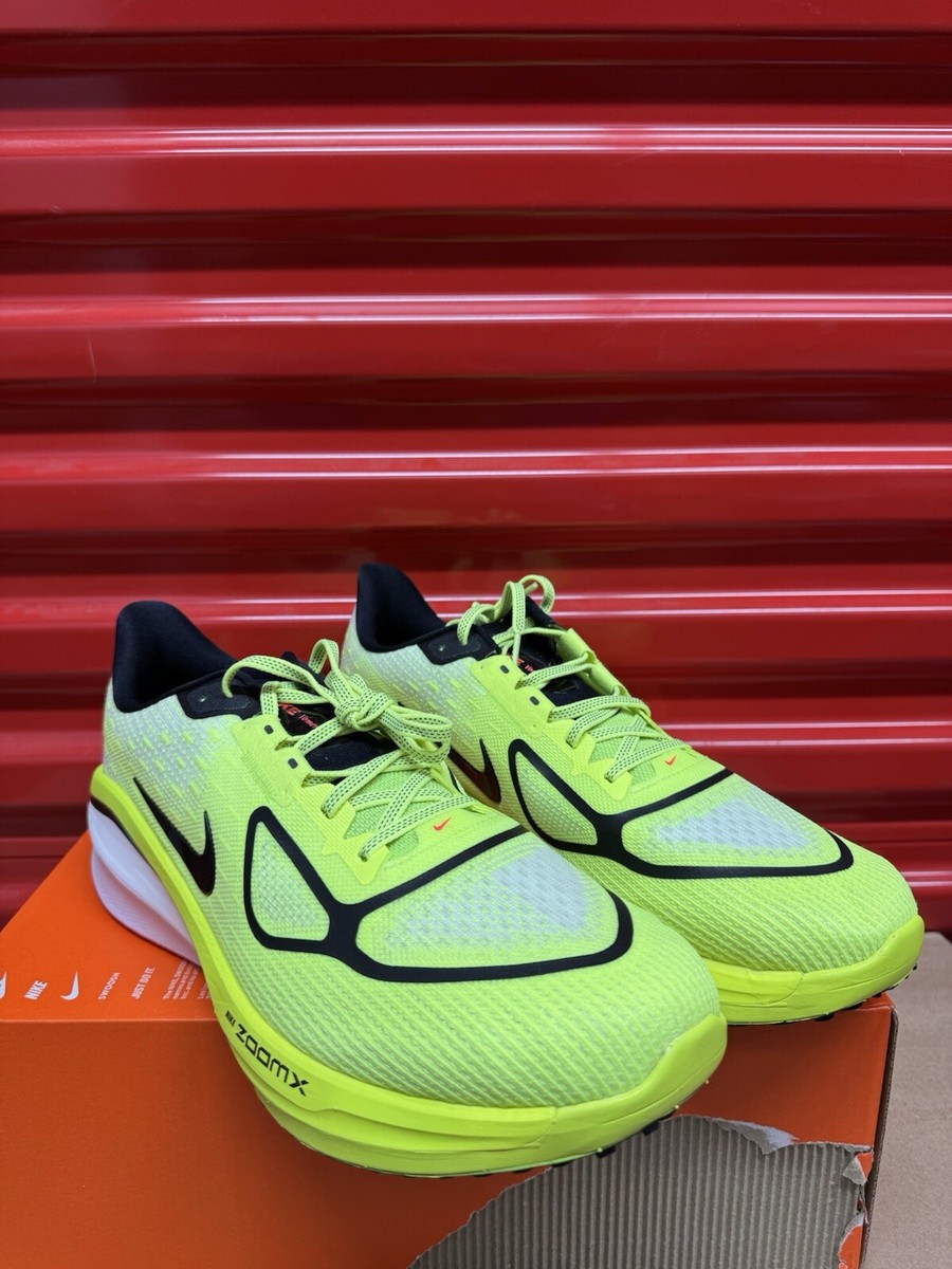 Nike VOMERO 17 TALARIA F2587-700 蛍光イエロー s-l400.jpg