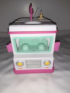 nom nom ice cream truck