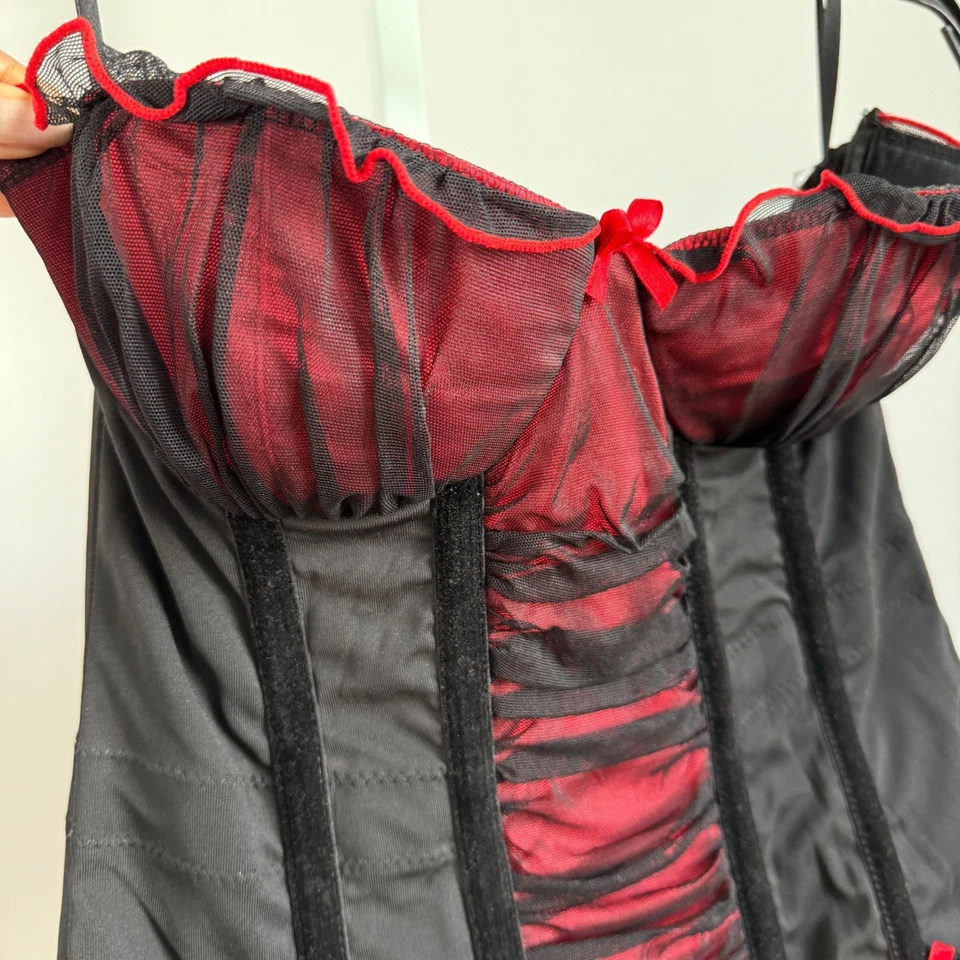 Coqueta Talla M Negro Rojo Malla Corsé Bustier Gótico Bruja Capricho Foto 2 de 4