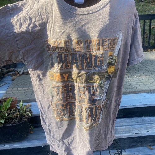 vintage mens t shirt Hunting Theme Distressed Deer Stand - Picture 2 of 8