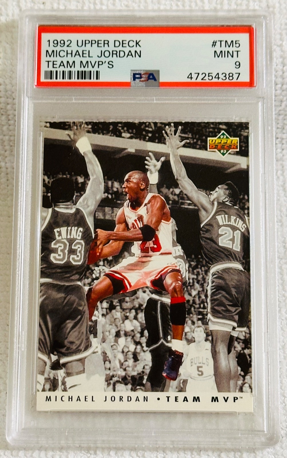 1992 UPPER DECK MICHAEL JORDAN TEAM MVP'S #TM5 PSA 9
