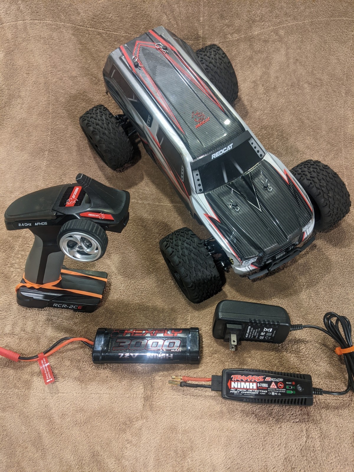 Redcat Racing BLACKOUT XTE 1/10 SCALE RTR RC MONSTER TRUCK w