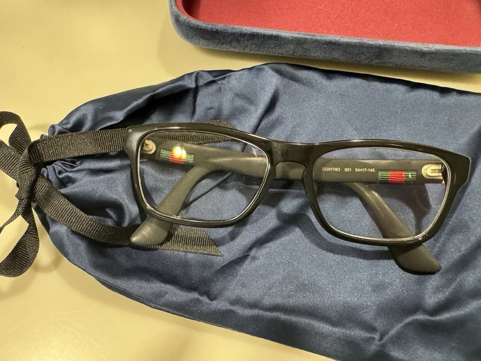 Auténticas monturas de gafas negras Gucci GG0174O 001 54 mm Foto 3 de 4