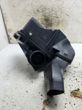 BMW 1 SERIES AIR FILTER BOX & HOUSING 7797460 2.0 DIESEL E87 2007 - 2011