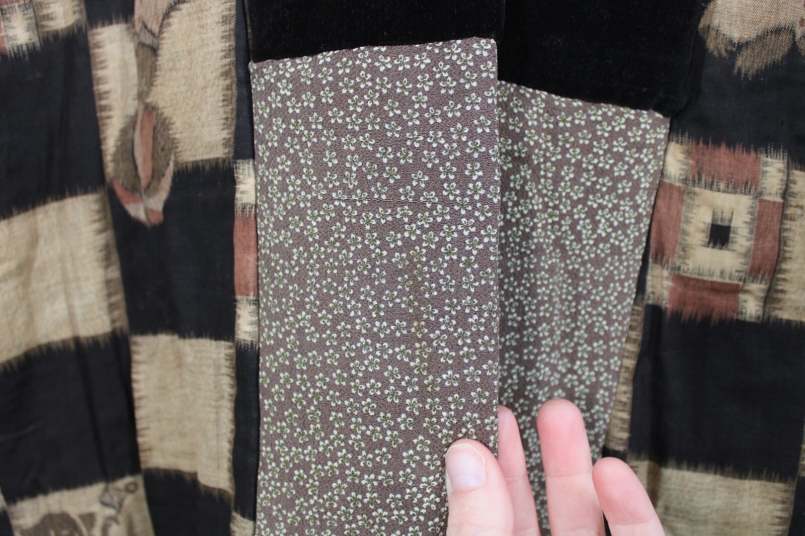 Vintage Handmade Brown Patchwork Padded Sleeveles… - image 3
