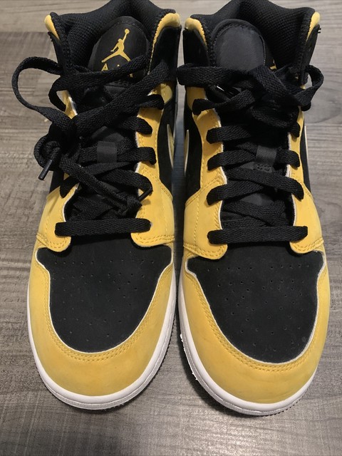 air jordan 1 mid new love 2017