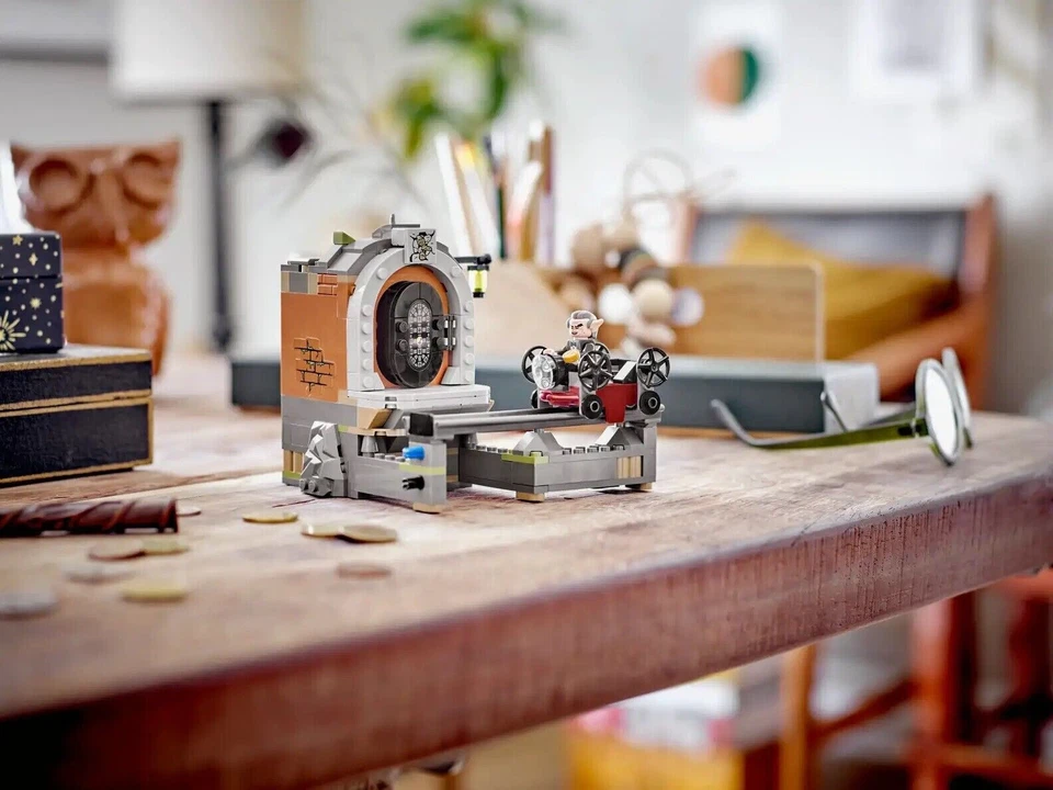 LEGO Harry Potter: Gringotts Vault 40598 - Brand New & Sealed Set - Image 4 of 4