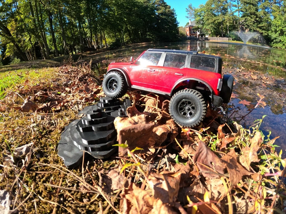 1:18 RC Crawler Course - Image 2 of 4