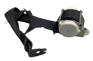 Volkswagen Passat 3C B6 Rücksitzgurt Halter 3C5857806K Sitzgurt Einheit