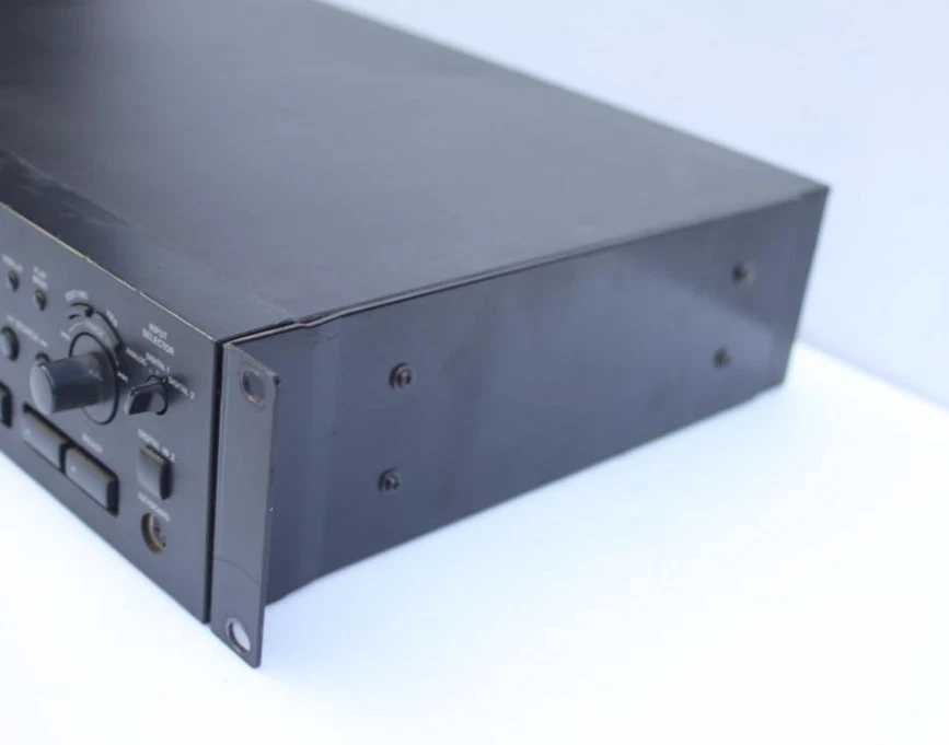 TASCAM MD-301MKII Professional Mini Disc Recorder TEAC AC100V 50/60Hz 13W - Photo 4/4