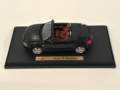 Maisto 2001 Audi TT Roadster BLACK Special Edition 1:18 Scale | eBay