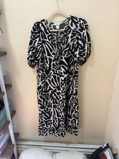 H&M Black/White Animal Print Linen Midi A-Line Dress V-Neck Puff Sleeve XS