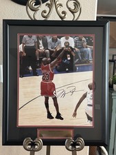 Michael Jordan signed autograph Bulls 1998 NBA Finals Last Shot framed  W/COA