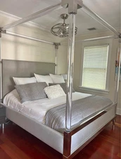 BERNHARDT PALMA KING BED FRAME Lightly Used!