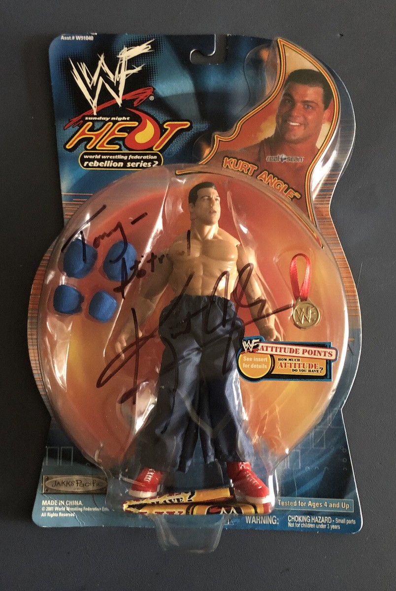 ＷＷＥフィギュア    ２体 WWE Eddie Guerrero Vs Kurt Angle Championship Showdown 2