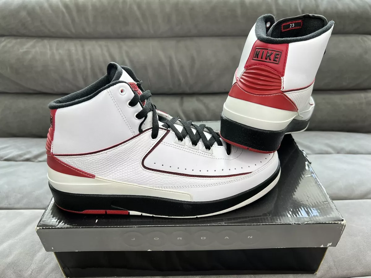 NIKE AIR JORDAN 2 Retro Chicago QF Size 10 Pre Owned VNDS Rare Hard To Find