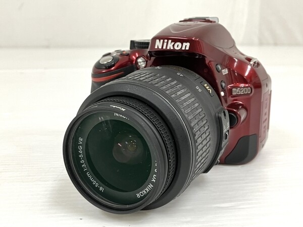 Nikon D5200 デジタル一眼レフカメラ レッド 18-55mm VR Amazon | Nikon デジタル一眼レフカメラ D5200 レンズキット AF