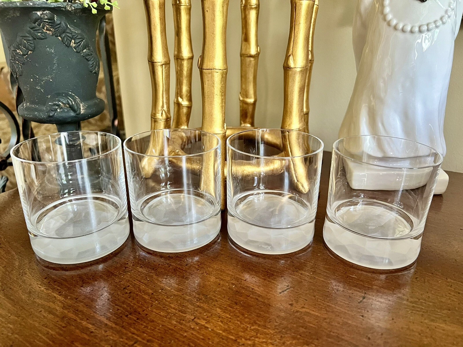 Nude Club Ice Crystal Whiskey Cocktail Glasses - Thumbnail 2