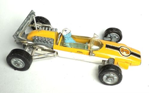 1970s Corgi Toys Cooper Maserati Formula I Indy Race Car 3.25” Length w Driver