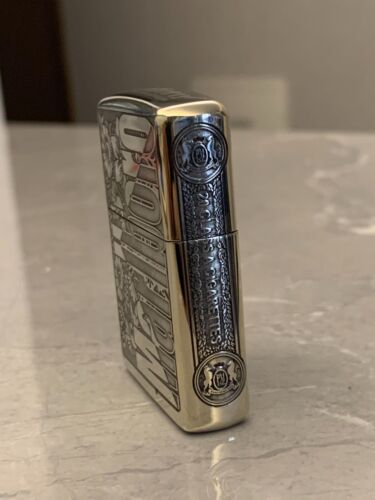 Silver Marlboro Flower zippo lighter in a new box - Picture 3 of 7