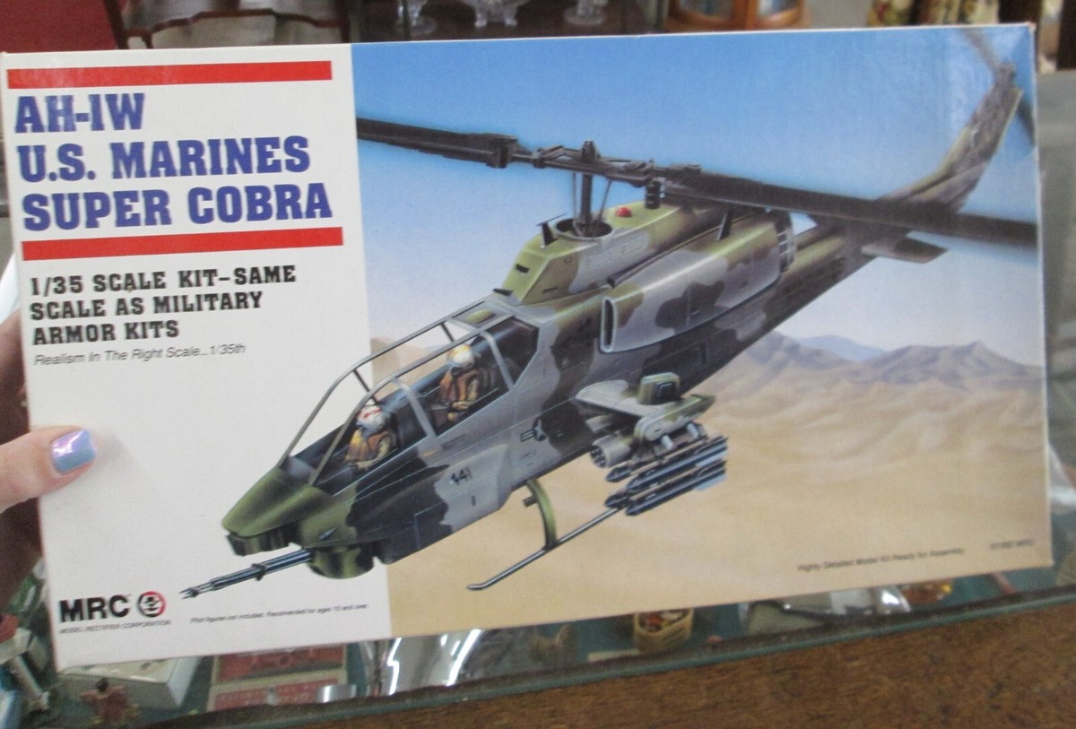 1992 Revell MRC 1:35 AH-1W US Marines Super Cobra