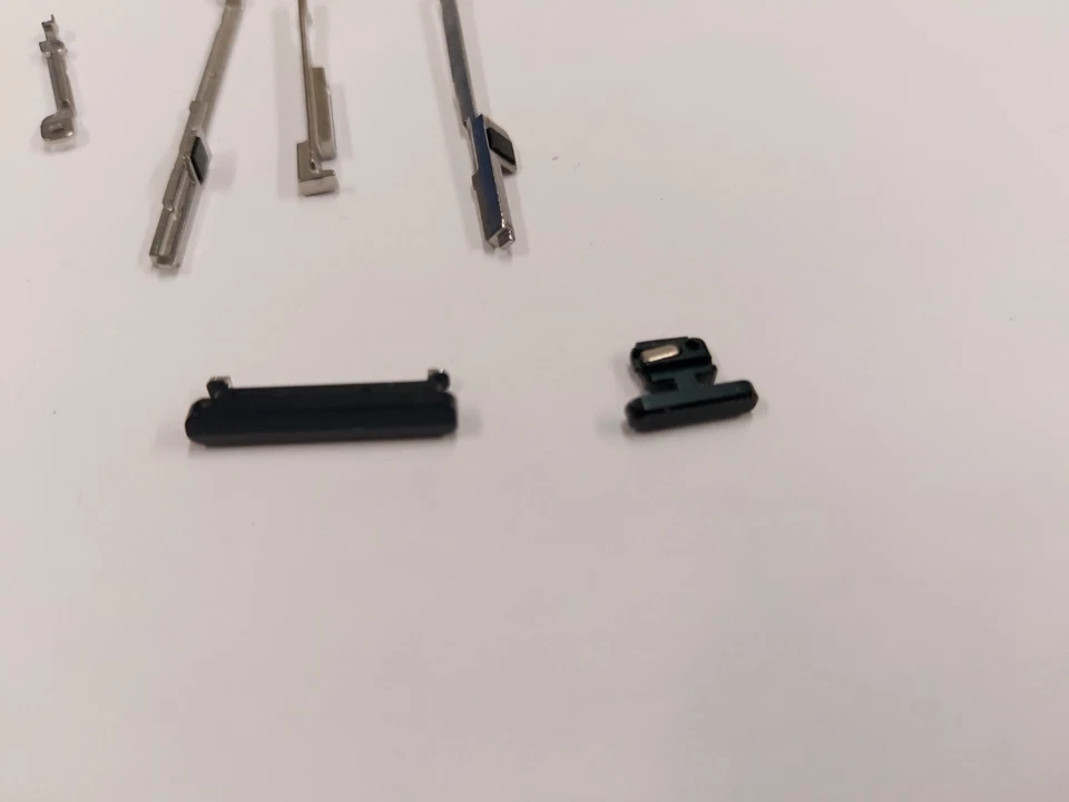 Juego de botones de interruptor de palanca + soportes OEM Xiaomi BlackShark 4 Pro SHARK PAR-H0 Foto 2 de 3