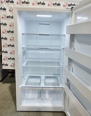 Insignia 17 Cu. Ft. Garage Ready Convertible Upright Freezer Insignia 17 Cu. Ft. Garage Ready Convertible Upright Freezer