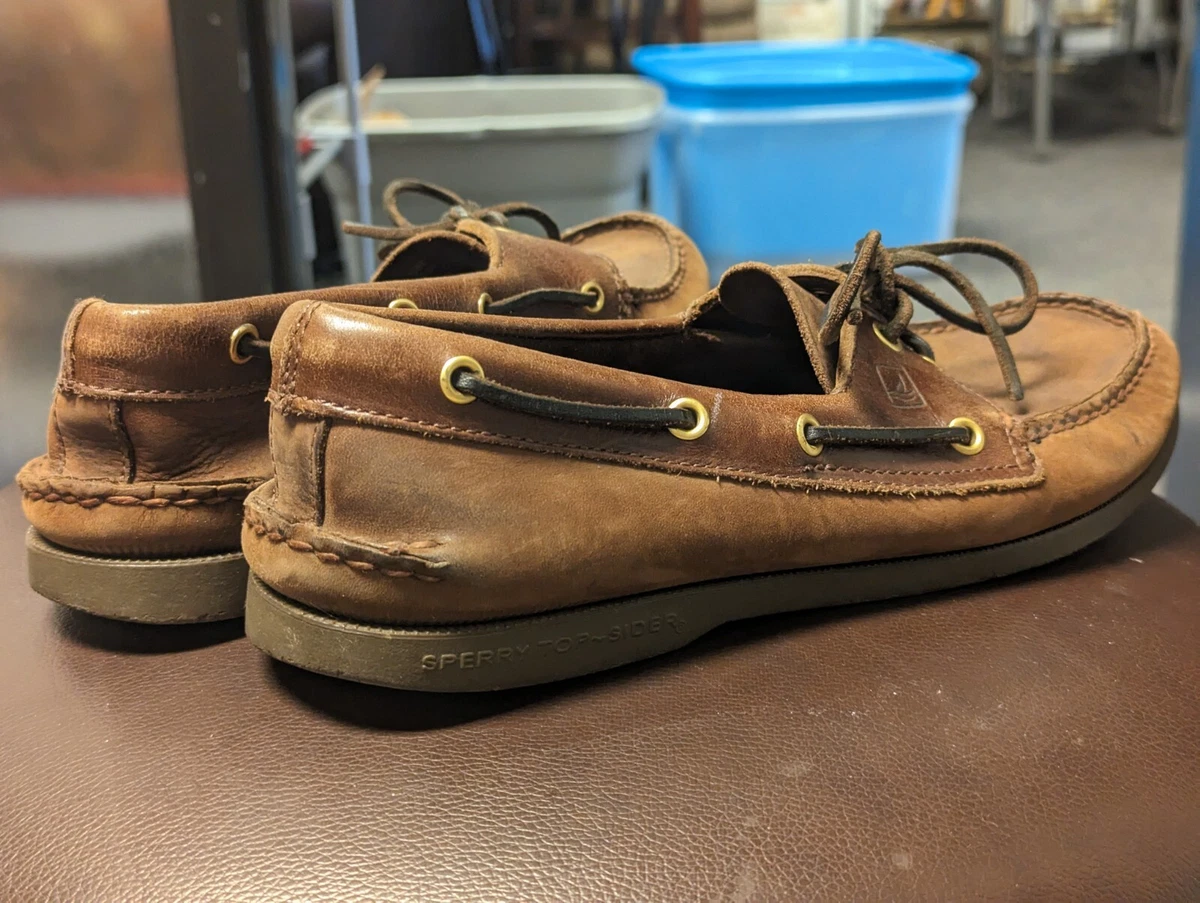 Casual sperrys hot sale