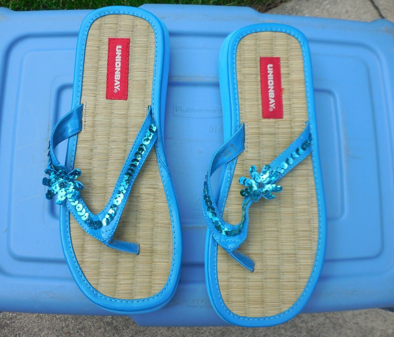 Union Bay Sequined Sandals Size 9 Medium "SEQUENCE" New without tags