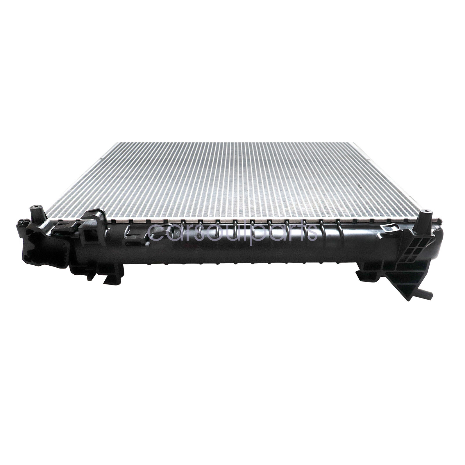 Maserati Ghibli 2017-2020 Radiator P/N 670109996