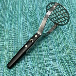 Vtg Flint Arrowhead Center Hole 8.5” Potato  Masher USA Stainless Utensil