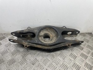 MERCEDES-BENZ C Coupe C204 Querlenker hinten links 2043502908 2.10 22541436