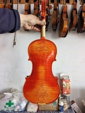 Master 4/4 violin Maggini model Flamed maple back spruce top hand carved