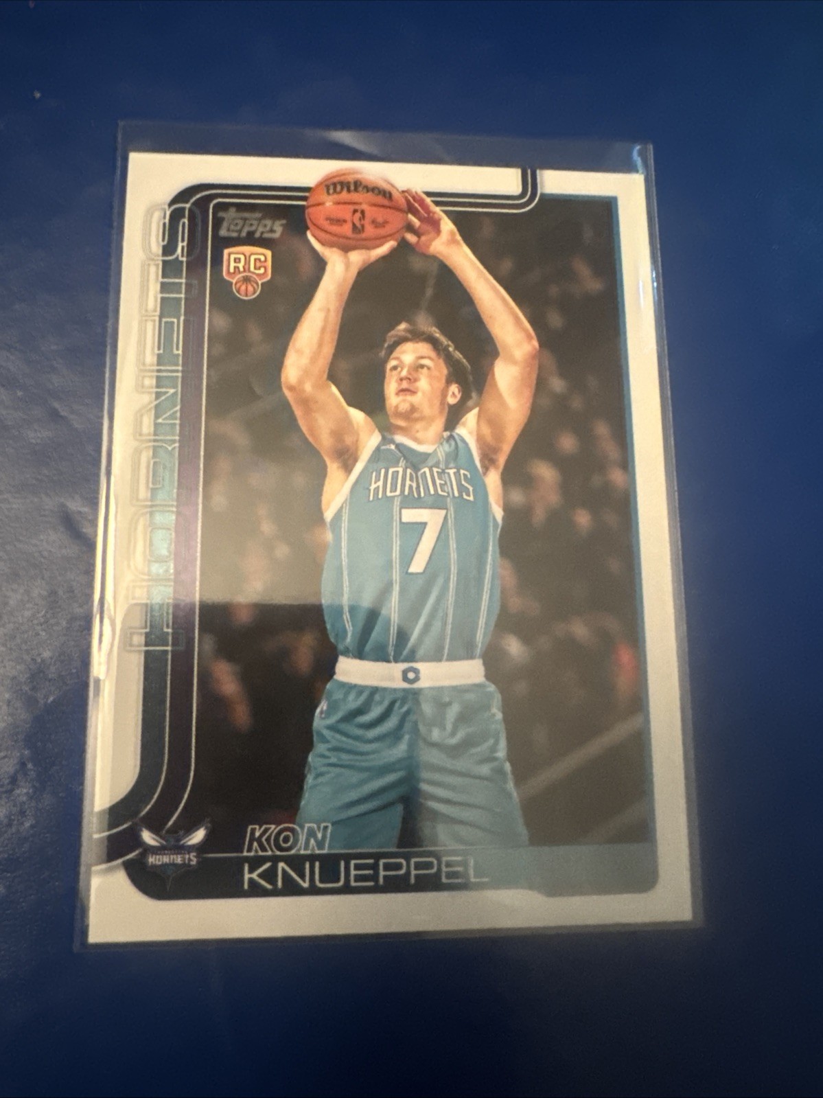 2025-26 Topps - Kon Knueppel #204 Rookie RC Charlotte Hornets Investment Card