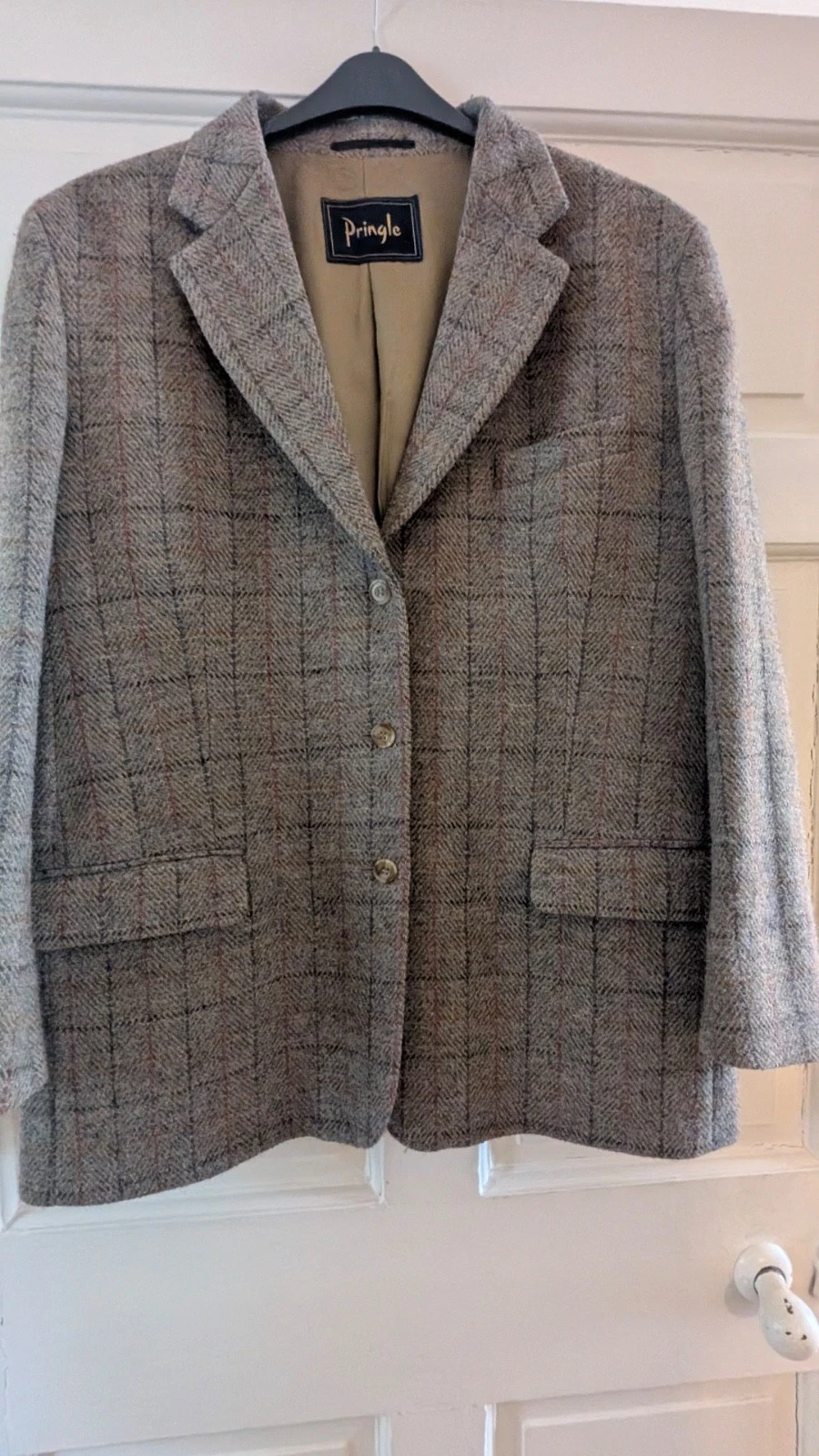 Genuine Vintage PRINGLE Harris Tweed Brown Jacket 44"