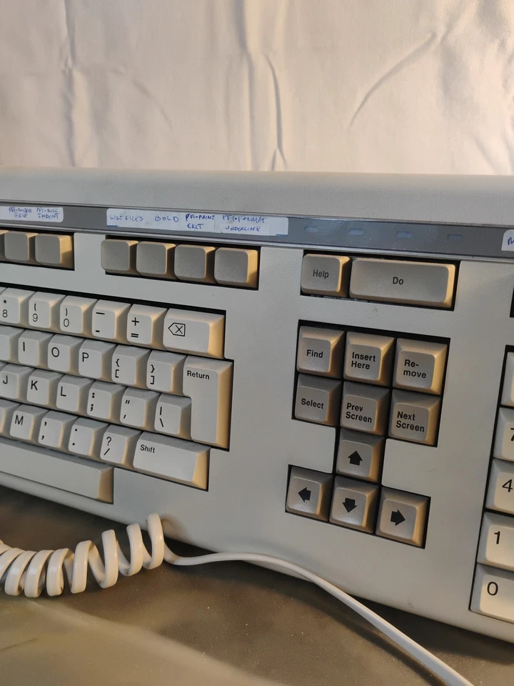 🔥Digital DEC LK201AA Terminal Computer Keyboard With Original Box Clean - Image 4 of 4