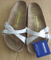 Birkenstock Almere Pearly White Women's Sandals. Uk7/ Eu 40. Birkenstock Almere Pearly White Women's Sandals. Uk7/ Eu 40.