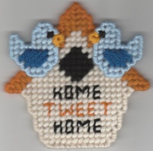 HOME TWEET HOME -- MESSAGE MAGNET IN PLASTIC CANVAS