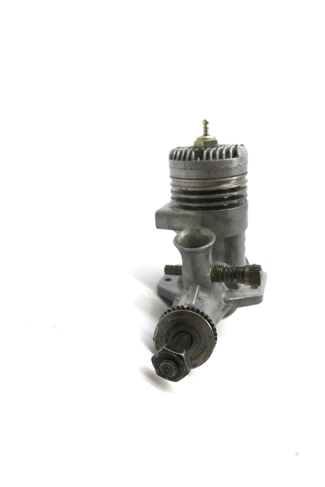 Vintage Fox 15 RC Nitro Model Airplane Engine - Image 2 of 4
