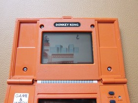 NINTENDO Donkey Kong Game and Watch in Good Condition (DK-52) 1982