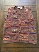White Stag Sweater Vest Womens 22W 24W Brown Knit Embroidered Animals People