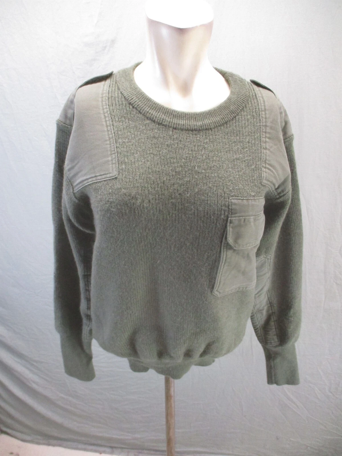 Sturm Size S Mens Olive Wool Blend Crew Neck Pocket Patch Design Sweater 794
Opens in a new window o