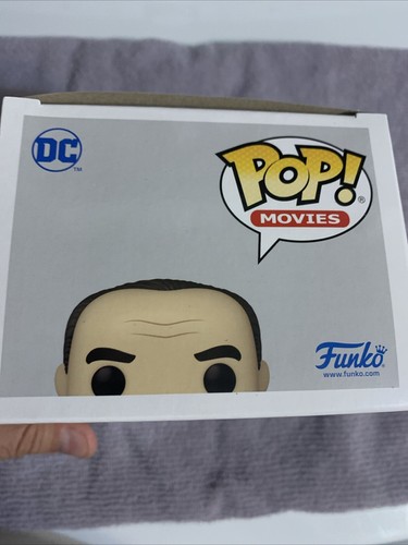Oswald Cobblepot - Picture 5 of 6
