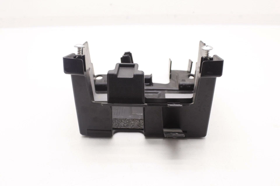 16 ОРИГИНАЛЬНЫХ ПЛАСТИКОВЫХ ЛОТКОВ ДЛЯ АККУМУЛЯТОРА ЗАДНЕГО ХВОСТОВОГО ОПЕРЕНИЯ SUZUKI GSXS1000 R7.BX38 - Изображение 4 из 4