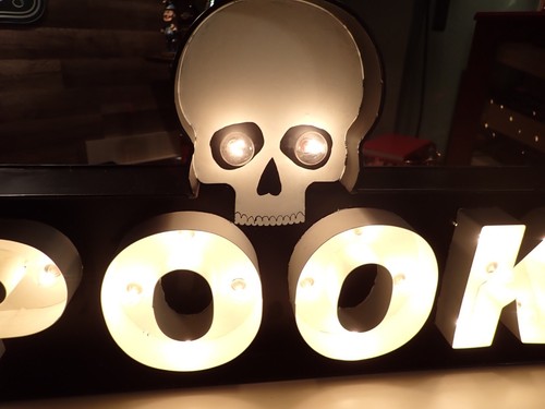 Large Metal Plug-in Halloween sign. 42" wide by 14" tall. Spooky w/ xtra bulbs - Picture 8 of 9