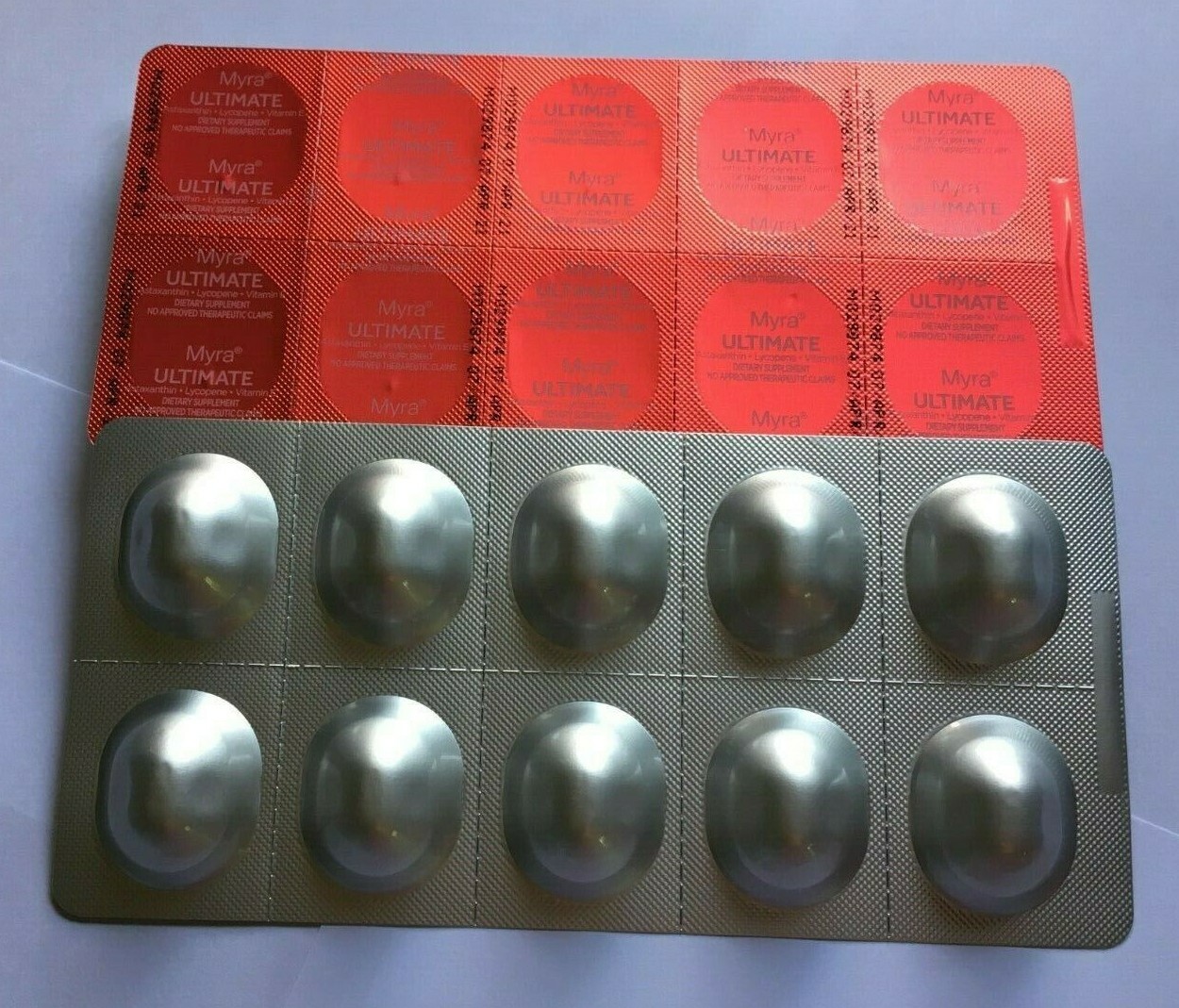 MYRA ultimate Vitamin E Lycopene Anti Aging Gel Caps Blooming Skin 30